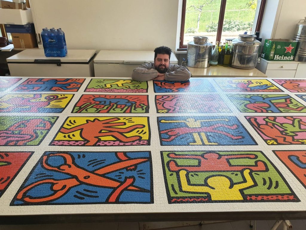 Massimo Brizi e il puzzle da 32.256 tessere