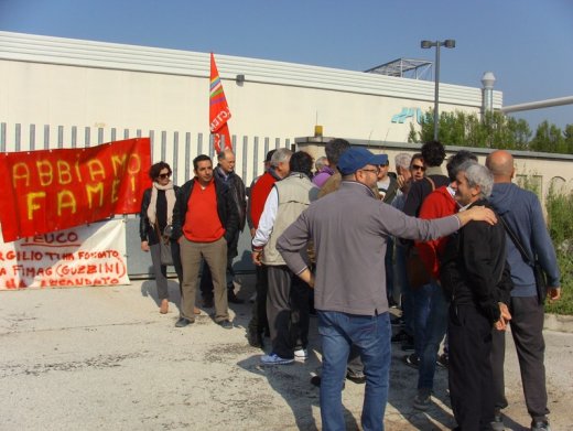 Manifestazione lavoratori ex Teuco
