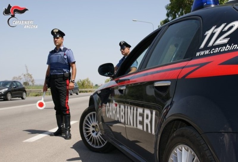 carabinieri-an-paletta