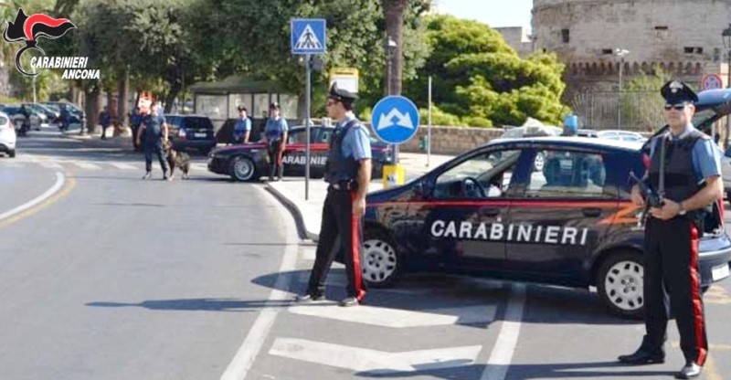 Posto controllo-carabinieri-an-estivo