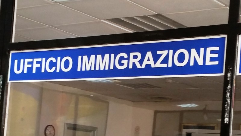 Ufficio-Immigrazione-mc