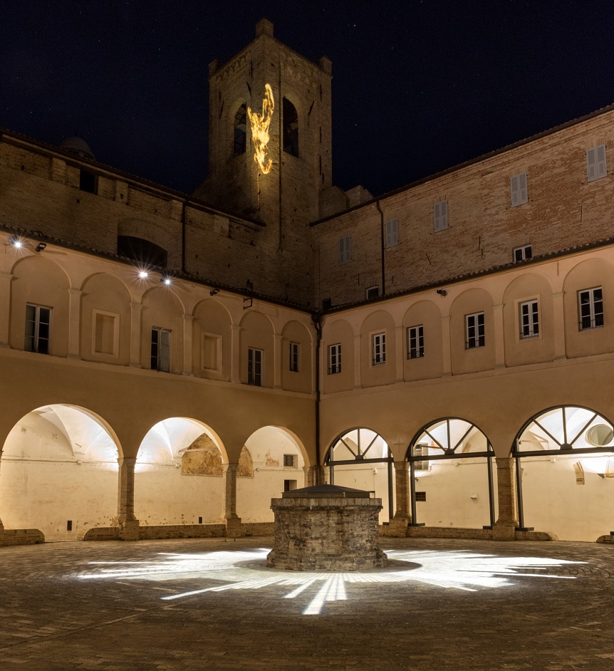 chiostro Sant'Agostino con illuminazione "Light fo Future"