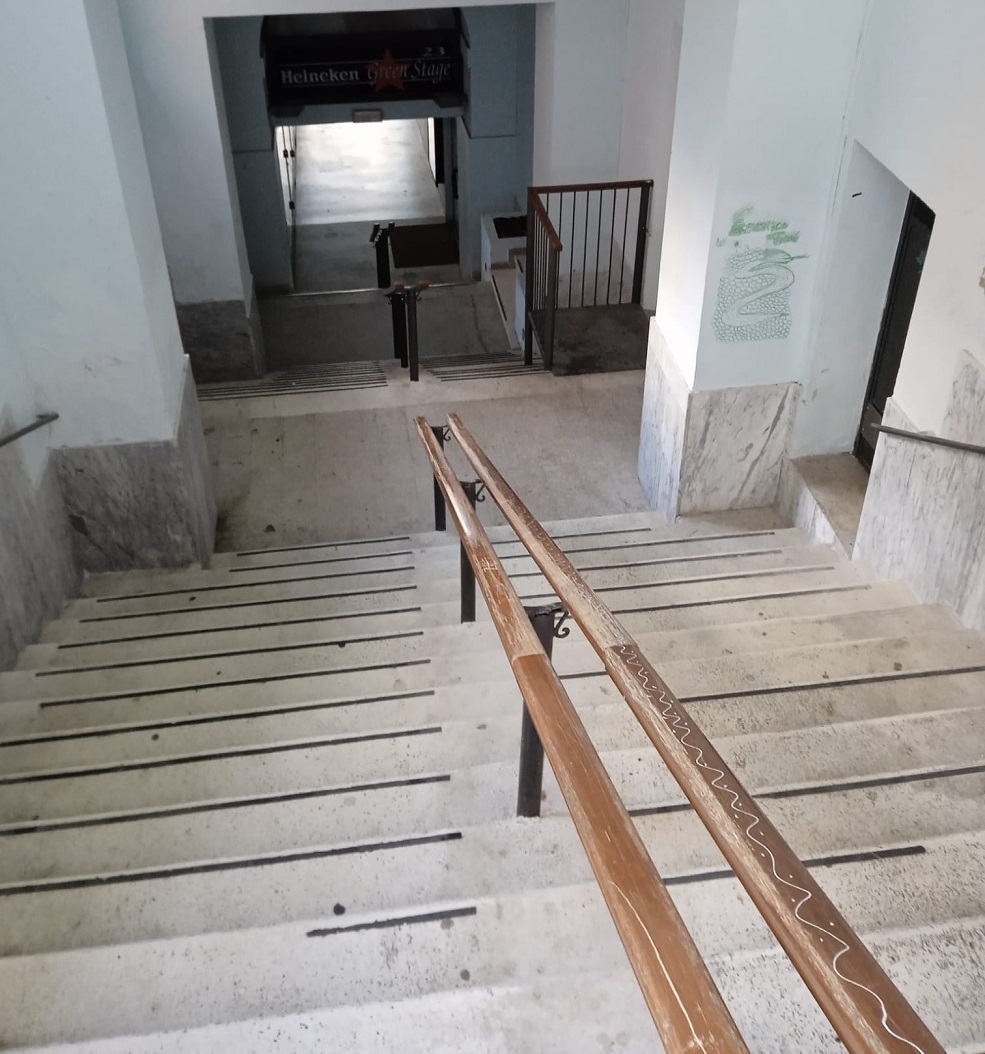 scalinata ex Multisala sabbatini