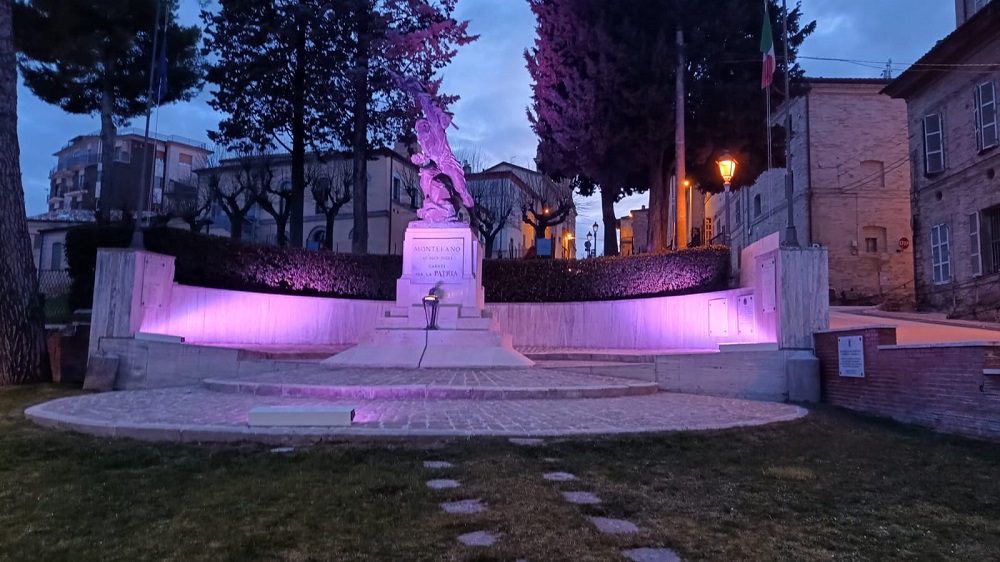 montefano-monumento-caduti-lilla