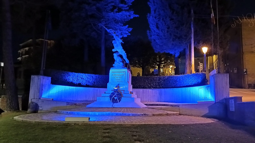 montefano-monumento-blu